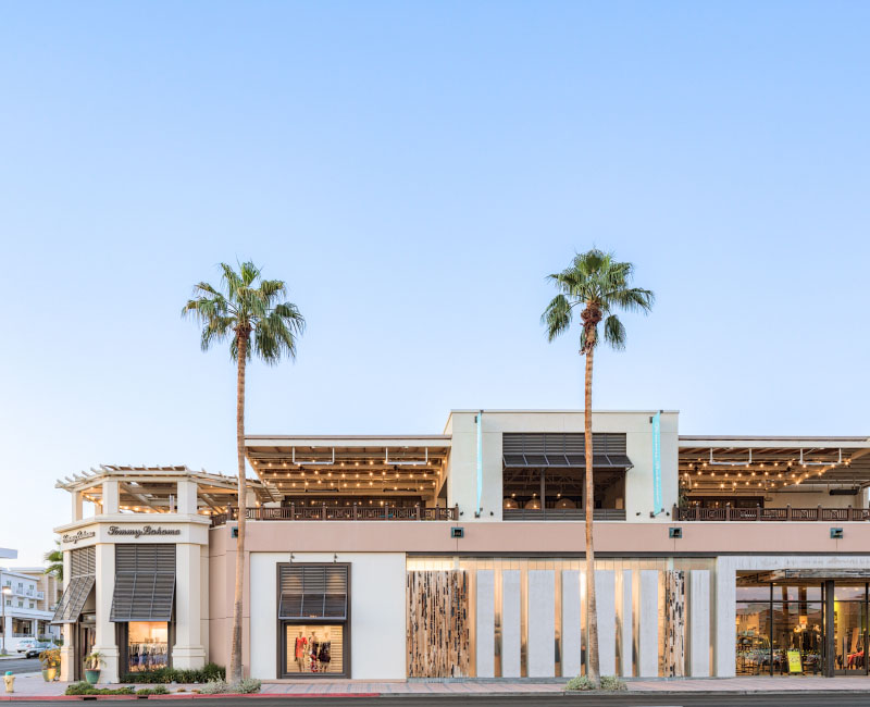 Tommy Bahama Restaurant in Palm Desert CA The Gardens on El Paseo